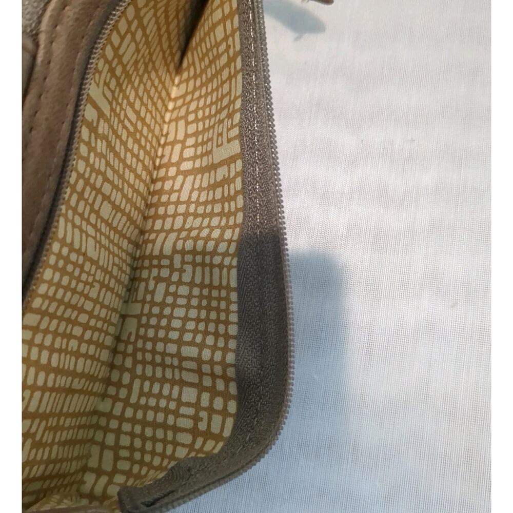 Fossil Brown Womens Fold Wallet Geometric Camera Lamb Leather Zipper Button Logo - Picture 13 of 15